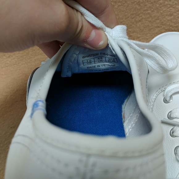 NEW! White Leather Keds size 7! - Picture 4 of 5